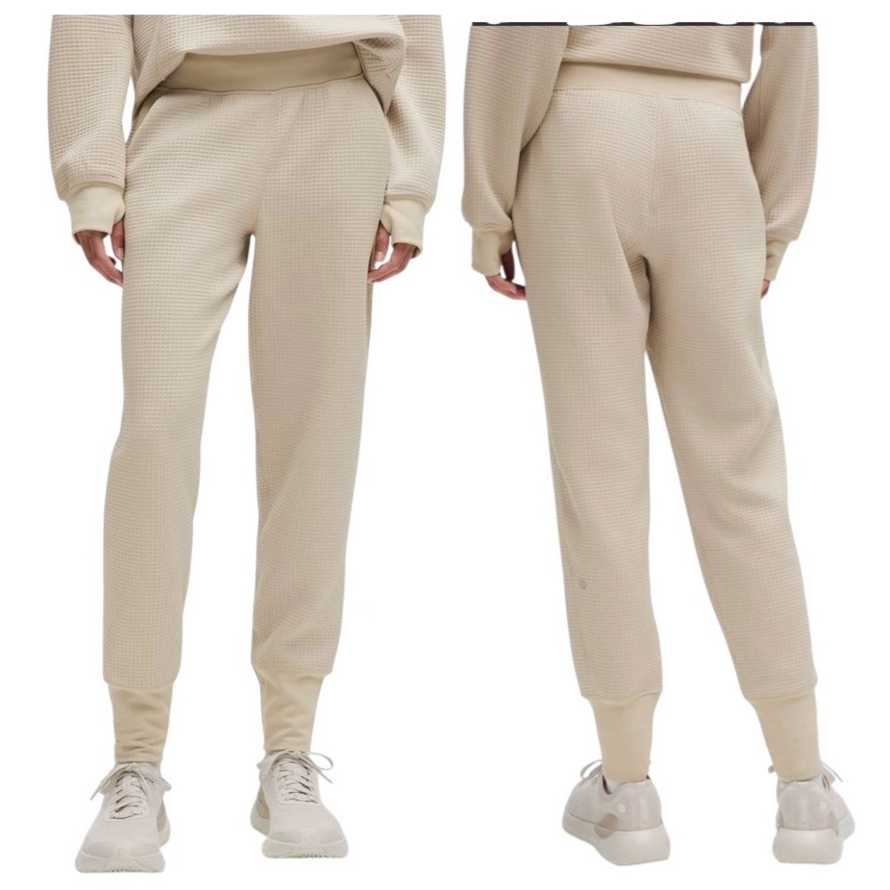 Lululemon Waffle-Knit Mid-Rise Jogger Mojave Tan / Bone W5GKDS Size 6 Pants